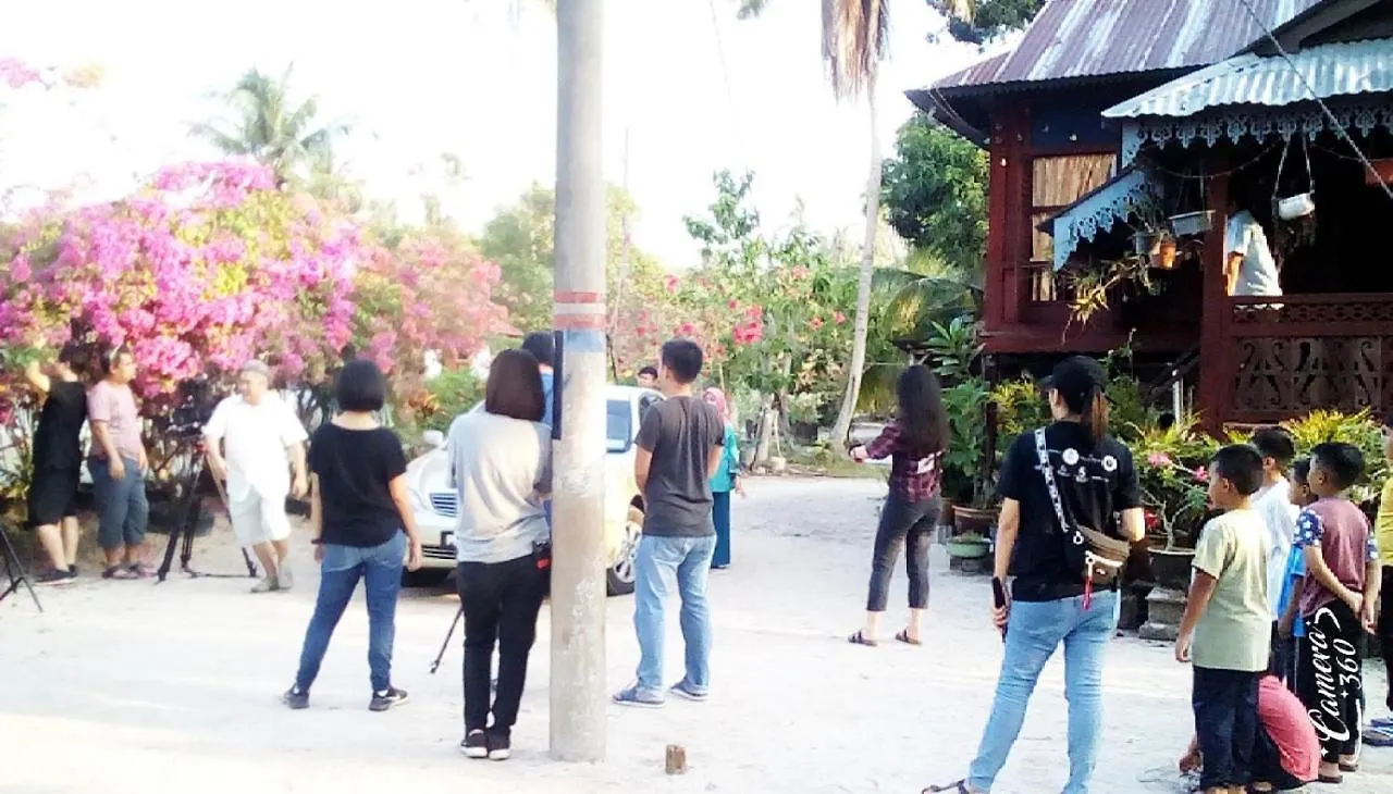Homestay Teratak Kayu Kota Aur Kepala Batas